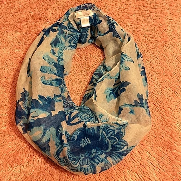 Charming Charlie Accessories - FREE W/BUNDLE Charming Charlie Infinity Scarf